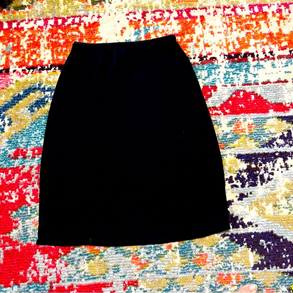 Women’s knee length stretchy skirt